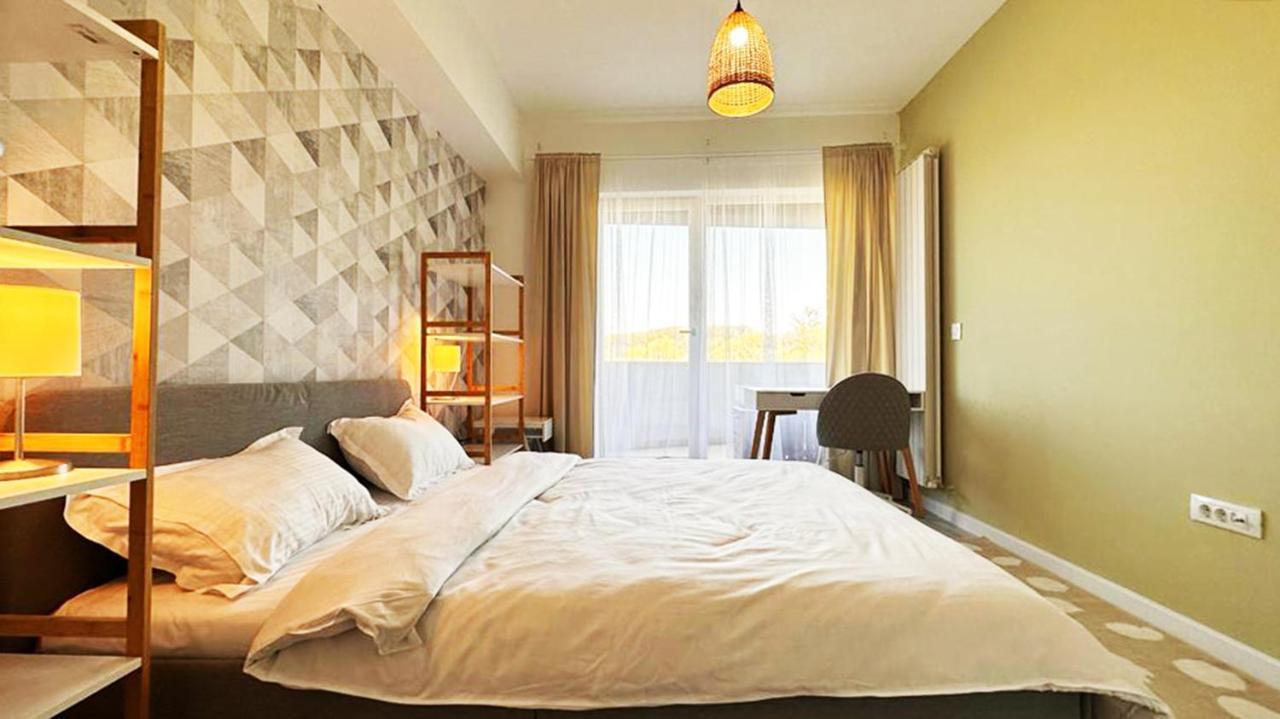 Cubrio Apartments Venetia Iasi Extérieur photo
