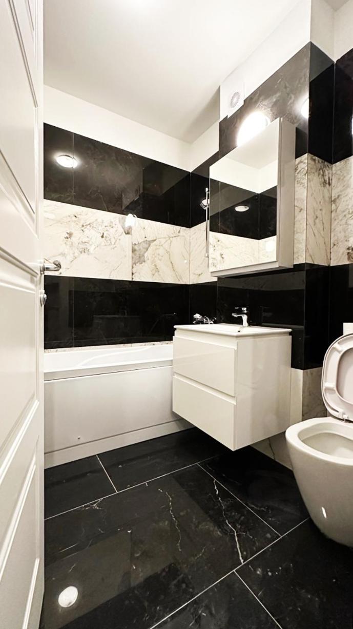 Cubrio Apartments Venetia Iasi Chambre photo